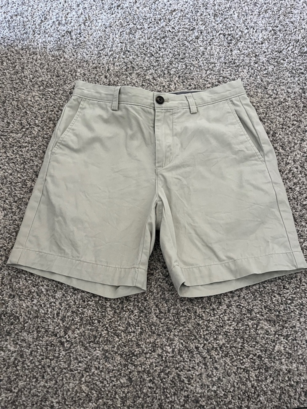 Amazon Essentials Light Khaki  Flat Front Chino Shorts-29